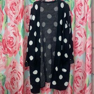 🤍🖤 Polka Dot Sweater 🖤🤍